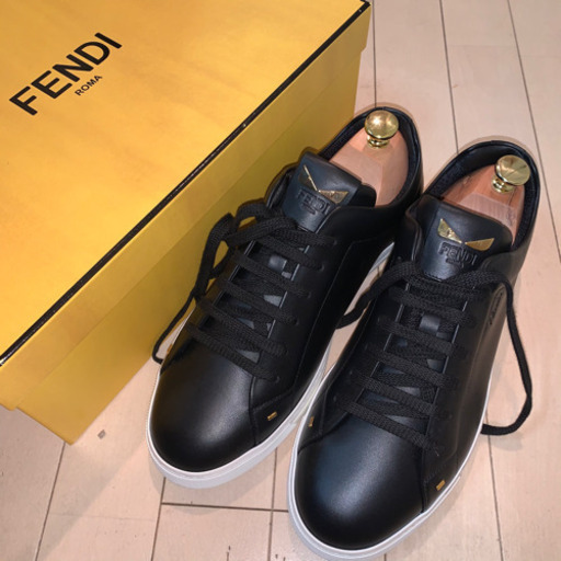 FENDI スニーカー