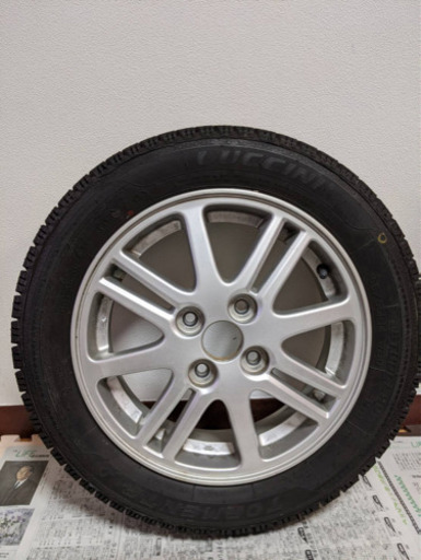 スタッドレスタイヤ