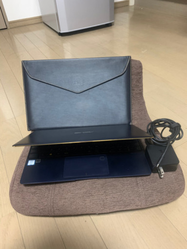 ノートパソコン ASUS ZENBOOK UX390U Corei7 メモリ 16GB SSD 512GB 第7世代