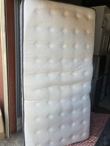 シングルマットレス無料配送付き