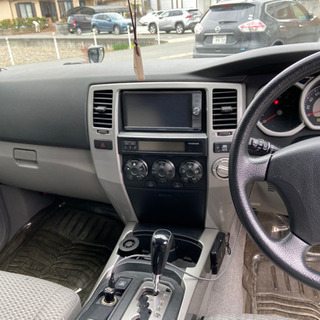 ハイラックスサーフ　215　リフトアップ　ヒッチ付の画像