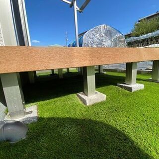 お庭、ベランダに人工芝を施工いたします！
