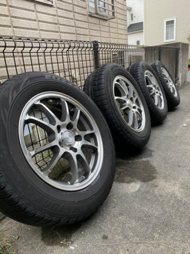 【最終値下げ】スタッドレスタイヤセット