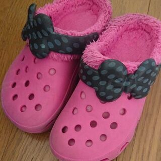 ○子供マフラー手袋もこもこサンダルの画像
