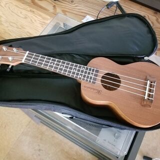 【すきま時間に習い事】　ウクレレ　ソフトケース付きの画像