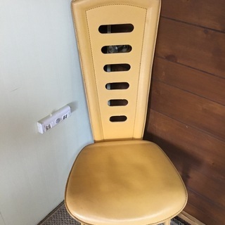 値下げしました‼︎ 本革イエロー　おしゃれな椅子　2脚セット