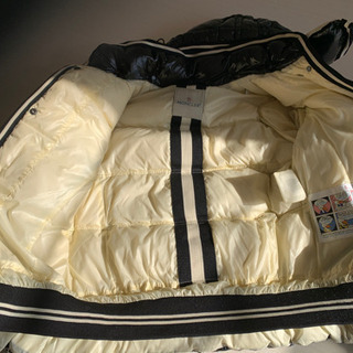 MONCLER ⚠︎値下げ中