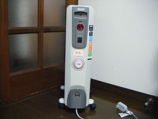 美品　デロンギ オイルヒーター  2018年購入