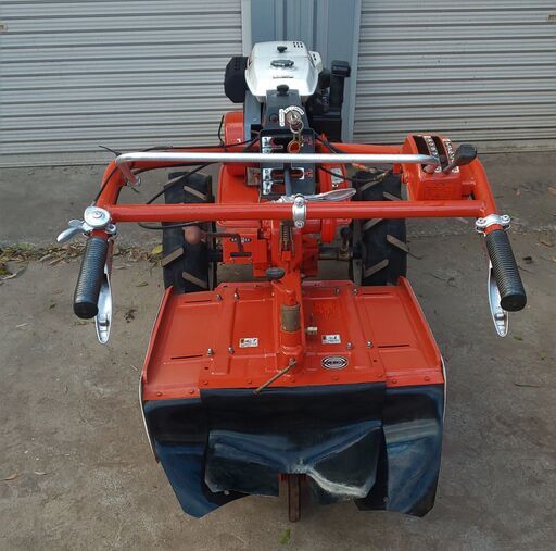 鹿児島発クボタ　セル始動　6.2馬力ディーゼル耕うん機　タイヤ新品　バッテリー新品