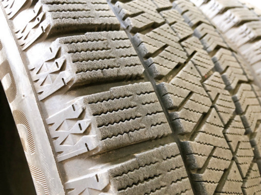 【決まりました！】 215/55R17 ブリジストン VRX2