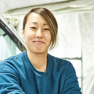 ☆未経験からでも安心の教育体制有☆　車を美しくする塗装工の画像