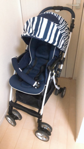 ベビーカーアップリカ　コンビ　ラクーナビッテソファークッションＡ型美品使用10回以内