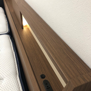 Nitori ニトリクイーンベッドのみ　送料込みの画像