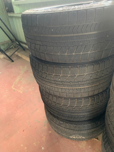 ブリジストン VRX 245 40 18 スタッドレス