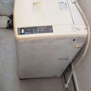 洗濯機もらってくださるかた