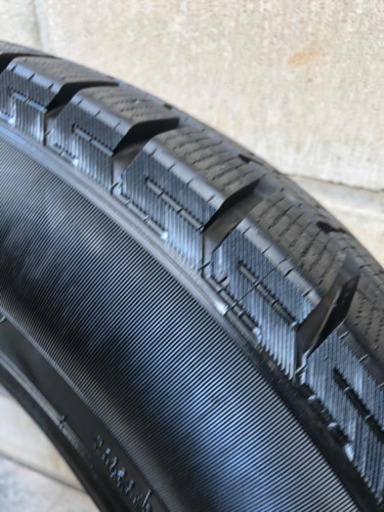 スタッドレスタイヤ4本セット   215/60   R17