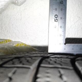 スタッドレスタイヤ MICHELIN（ミシュラン）205/65R16の画像