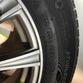 スタッドレスタイヤ MICHELIN（ミシュラン）205/65R16の画像