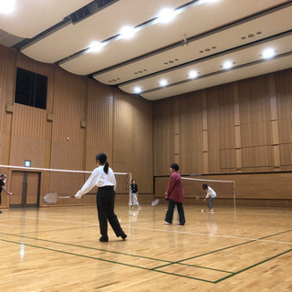 明日12 月17日バドミントン🏸 - スポーツ