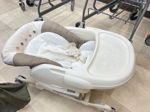 コンビ ネムリラAＴ オートスイング 電動ハイローチェアー