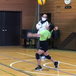小学生バレーボール部員募集中！！ - スポーツ