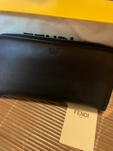 フェンディ　人気　モンスター長財布