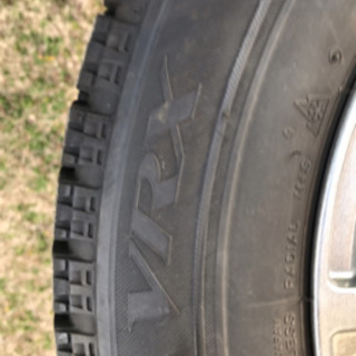 スタッドレス　VRX 205/65R16 ブリヂストンの画像