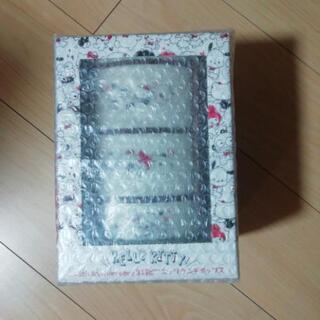 ハローキティ　三段お弁当箱