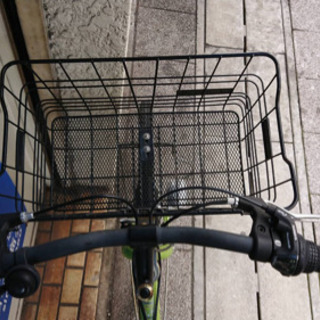 【美品❗️クロスバイク型自転車】年末年始セール中に付き値段交渉OK❗️700cタイヤ　外装6段変速　オートライト