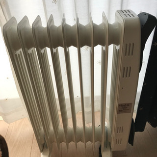 スーパーオイルヒーター　白　９枚フィン　900w 直接引き取りできる方