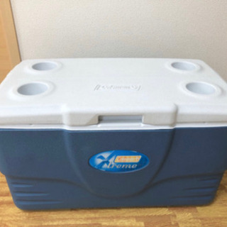 キャンプやBBQで使えるクーラーボックス