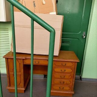 ドレッサー 机、 鏡別々で使用可能の画像