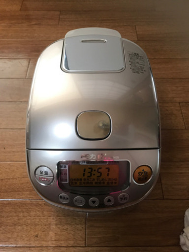 ZOJIRUSHI  圧力炊飯器　3合用