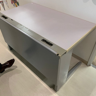 オフィス　デスク　11台あります1台2500円の画像