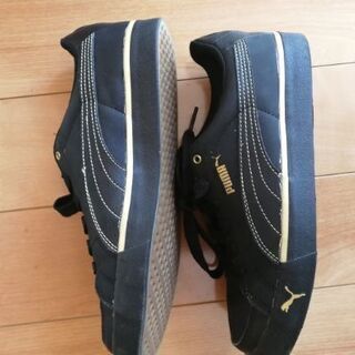 値下げ!Puma　ブラックの靴24.5㌢の画像