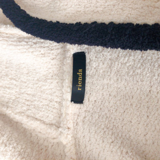 rienda🛍パーカーの画像