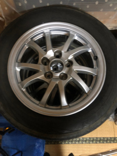 ★プリウスアルファー純正アルミホイール4本セット/タイヤゴム付き、アルミキャップ付き、タイヤボルト4本分付き