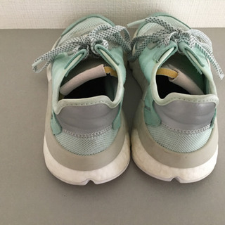 アディダスランニングシューズ　23cmの画像