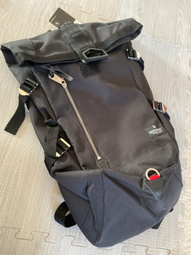 オシャレ最近注目⭐︎☆インディスペンサブル。新品‼️リュック