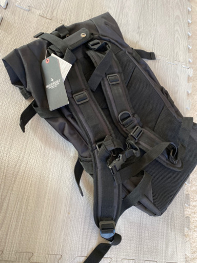 オシャレ最近注目⭐︎☆インディスペンサブル。新品‼️リュック