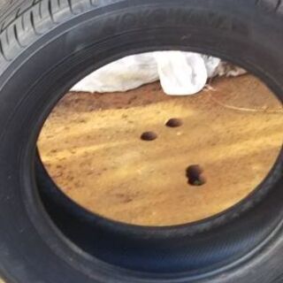 中古タイヤ215/60R16 1本のみ