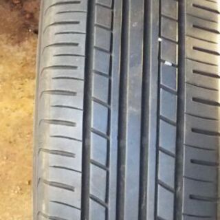 中古タイヤ215/60R16 1本のみの画像
