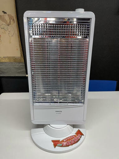 GM216　山善　カーボンヒーター　ホワイト　DC-S098　2018年製　ヒーター　電気ヒーター　電気ストーブ　ストーブ　ファンヒーター　首ふりヒーター　暖房器具　暖房機器　暖房　リサイクルショップ　ケイラック朝霞田島店　朝霞　志木　和光　新座　入間　富士見　ふじみ野　さいたま市　練馬　板橋　東久留米　三芳　戸田　蕨　所沢　川口　清瀬