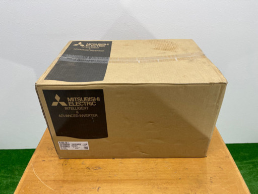 未使用保管品　MITSUBISHI/三菱　インバーター　三相200V  FR-A820-15K-1