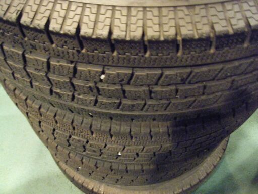 ハイエース　バン　195/80R15　107/105L LT　中古群馬県より②