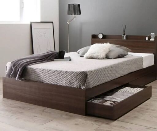 【新規受付停止】【セミダブル】【ベッドフレーム】棚とコンセント付き！ブラウン