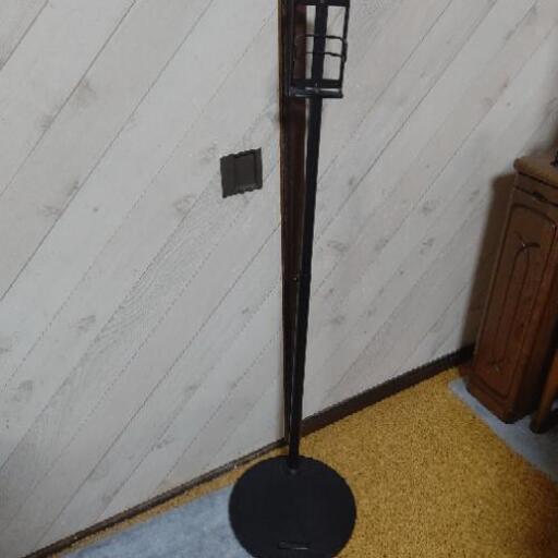 ハンディ掃除機用スタンド