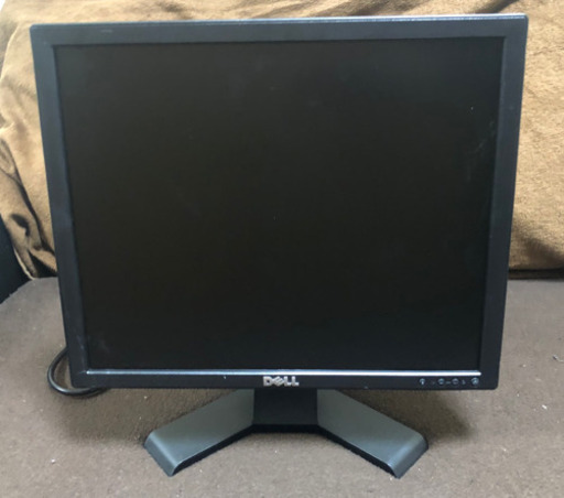 デスクトップパソコン　モニター付き　中古　i7 6700 16GB 