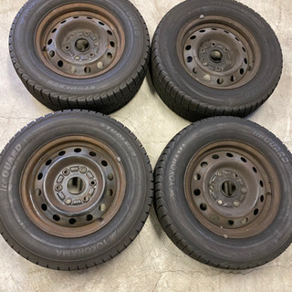 215/65R15 スタッドレスタイヤ6穴
