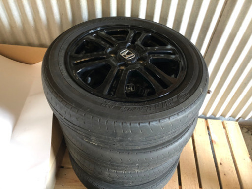 N-BOX ブラックパッケージ　純正ホイール